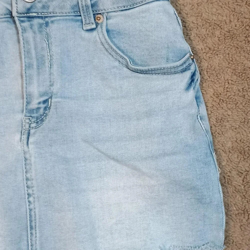 Refuge/Denim Mini Skirt/Women Small/Light Wash Y2K Stretch Summer Casual Chic